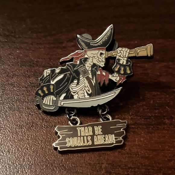 DLR Pirates Of The‎ Caribbean Thar Be Squalls Ahead Skeleton Spyglass Pin - Picture 1 of 3